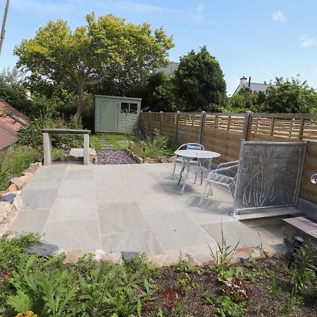 Morawel Fach Villa Newport  Exterior photo